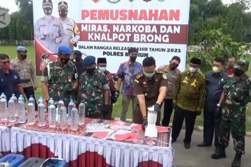 Polres Madiun musnahkan belasan ribu barang bukti kejahatan