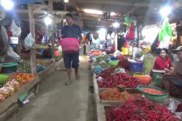 Disperindagkop UMKM Kendari jamin stok kebutuhan pokok mencukupi