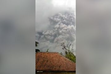 Ini faktor penyebab luncuran awan panas Semeru melebihi jarak aman