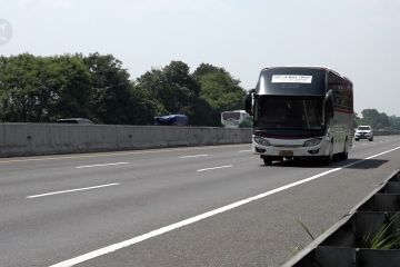 Jelang malam pergantian tahun, tidak terjadi kepadatan di Tol Cikampek