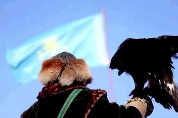 Menyaksikan keseruan kontes elang di Kazakhstan