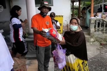 PWI Malang Raya salurkan bantuan untuk pengungsi Semeru