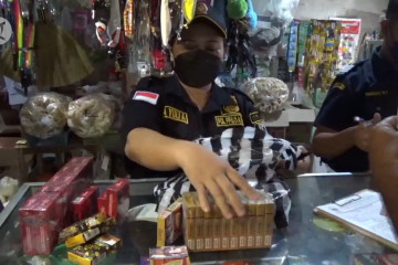 Petugas gabungan sita ribuan rokok ilegal di Klaten