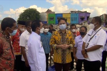 Pantau Pasar Mardika Ambon, Wamendag pastikan stok bahan  pokok