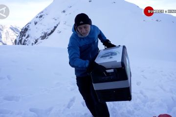 Slovenia kirim bongkahan es Gunung Triglav ke Beijing