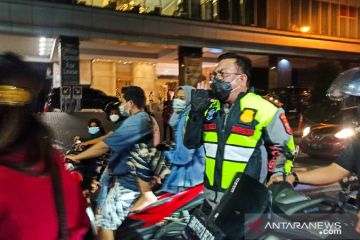 Kapolda Sumut bubarkan kerumunan saat malam tahun baru di Medan