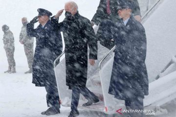 Badai salju akibatkan perkantoran pemerintah federal di Washington DC ditutup