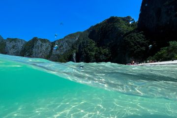 Thailand buka lagi akses ke Maya Bay, pantai di film Leonardo DiCaprio