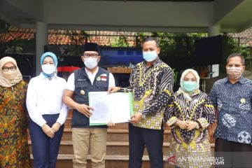 Resmi Plt Wali Kota Bekasi, Tri Adhianto: Pelayanan publik berjalan
