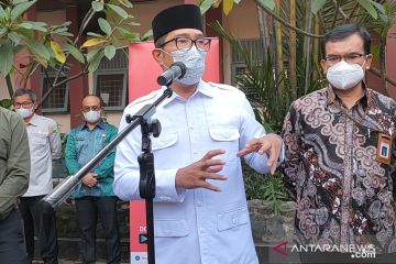 Gubernur pastikan Jabar masih aman meski 14 orang positif Omicorn