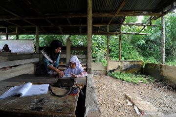 Sekolah kekurangan ruang belajar layak di Jambi