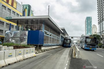 TransJakarta sesuaikan layanan rute akibat banjir