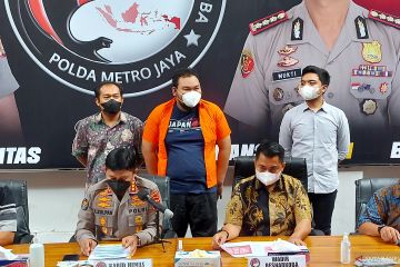 Komedian Fico Fachriza gunakan tembakau sintetis sejak 2016