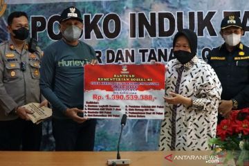 Mensos bantu Rp1,3 miliar untuk korban bencana alam di Kota Jayapura