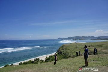 Isi liburan sekolah dengan berwisata ke surga domestik