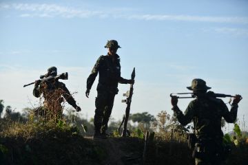 Myanmar diambang perang saudara brutal