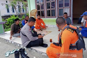 Penumpang KM tiga bersaudara terapung 11 jam di laut