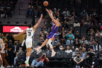 Kalahkan Mavericks, Suns tak terkalahkan dalam lima laga tandang