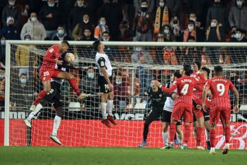 Sevilla dibuat frustrasi oleh Valencia dengan imbang 1-1