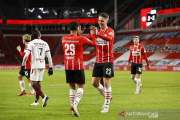 PSV dan Ajax melenggang mulus dari 16 besar KNVB Beker