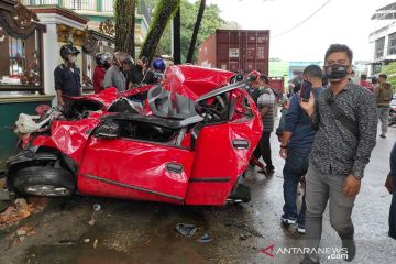 Dua korban kecelakaan turunan Rapak jalani operasi di RS berbeda