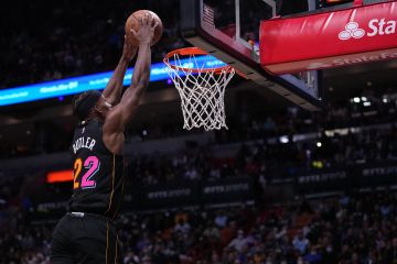 "Triple-double" Jimmy Butler bantu Heat tundukkan Lakers