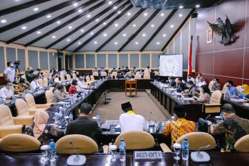 Komite IV DPD RI Dalami Postur APBN 2022 Bersama Menteri Keuangan