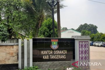 Satu pegawai positif COVID-19, Disnaker Kabupaten Tangerang tutup