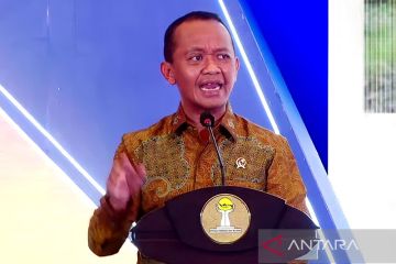 Bahlil: Foxconn juga pindahkan pabrik suku cadang telekomunikasi ke RI