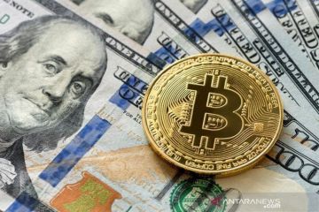 Bitcoin kurangi laju penurunan seiring stabilnya pasar kripto