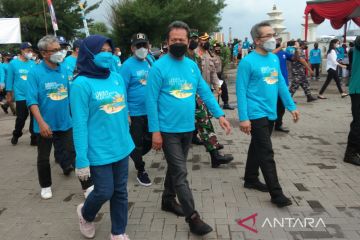 Menteri Kelautan canangkan Gerakan Bersih Pantai-Laut di Parangtritis