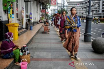 Penampilan fesyen di ruang publik