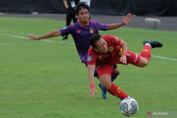 Persik tahan imbang Madura United 2-2