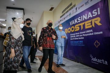 Menkop harap pelaku UMKM lakukan vaksinasi booster