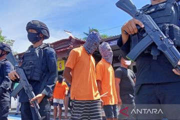 Polisi tangkap sembilan pelaku pembakaran karaoke di Sorong