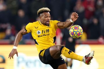 Barcelona resmi pulangkan Adama Traore dari Wolverhampton