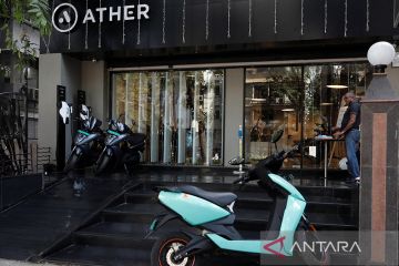 Permintaan tinggi, Ather India tingkatkan produksi skuter listrik