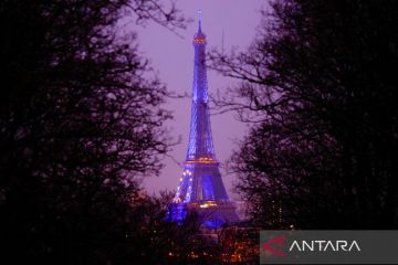 Misinformasi! Menara Eiffel di Paris dibom