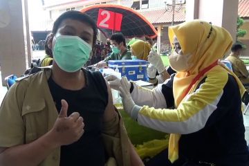 Pemkot Tangerang sasar 4.000 pelayan publik terima vaksinasi booster
