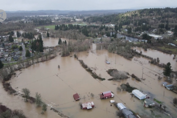 Banjir besar di AS, sejumlah jalan utama di Washington lumpuh