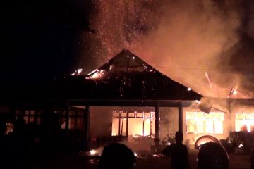 Kantor Dinas Sosial Kendari terbakar,  data penerima bansos hangus