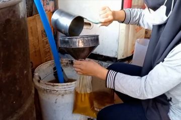Pemkab Madiun sidak harga minyak goreng di pasar tradisional