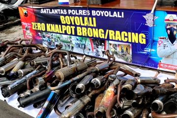 Polres Boyolali musnahkan 300 knalpot brong