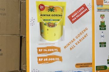 69 gerai pangan Pasar Jaya sediakan minyak goreng satu harga