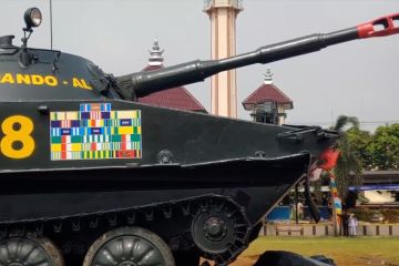 Batang terima tank dan meriam dari Korps Marinir