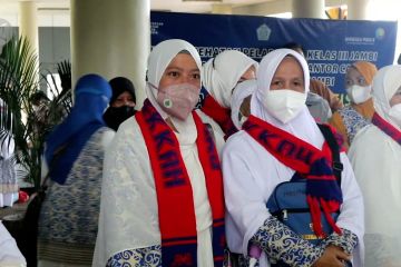 Jambi mulai berangkatkan jamaah umroh