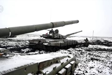 Rusia mengadakan latihan tank di dekat perbatasan Ukraina