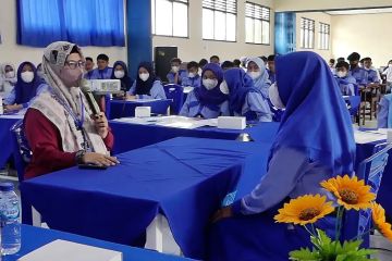 Siapkan anak didik sukses memasuki dunia kerja