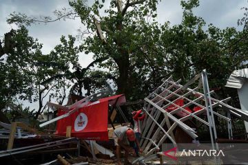 Kerusakan dampak angin kencang di Yogyakarta