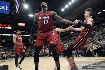Heat kembali ke jalur kemenangan usai tundukkan Spurs yang pincang